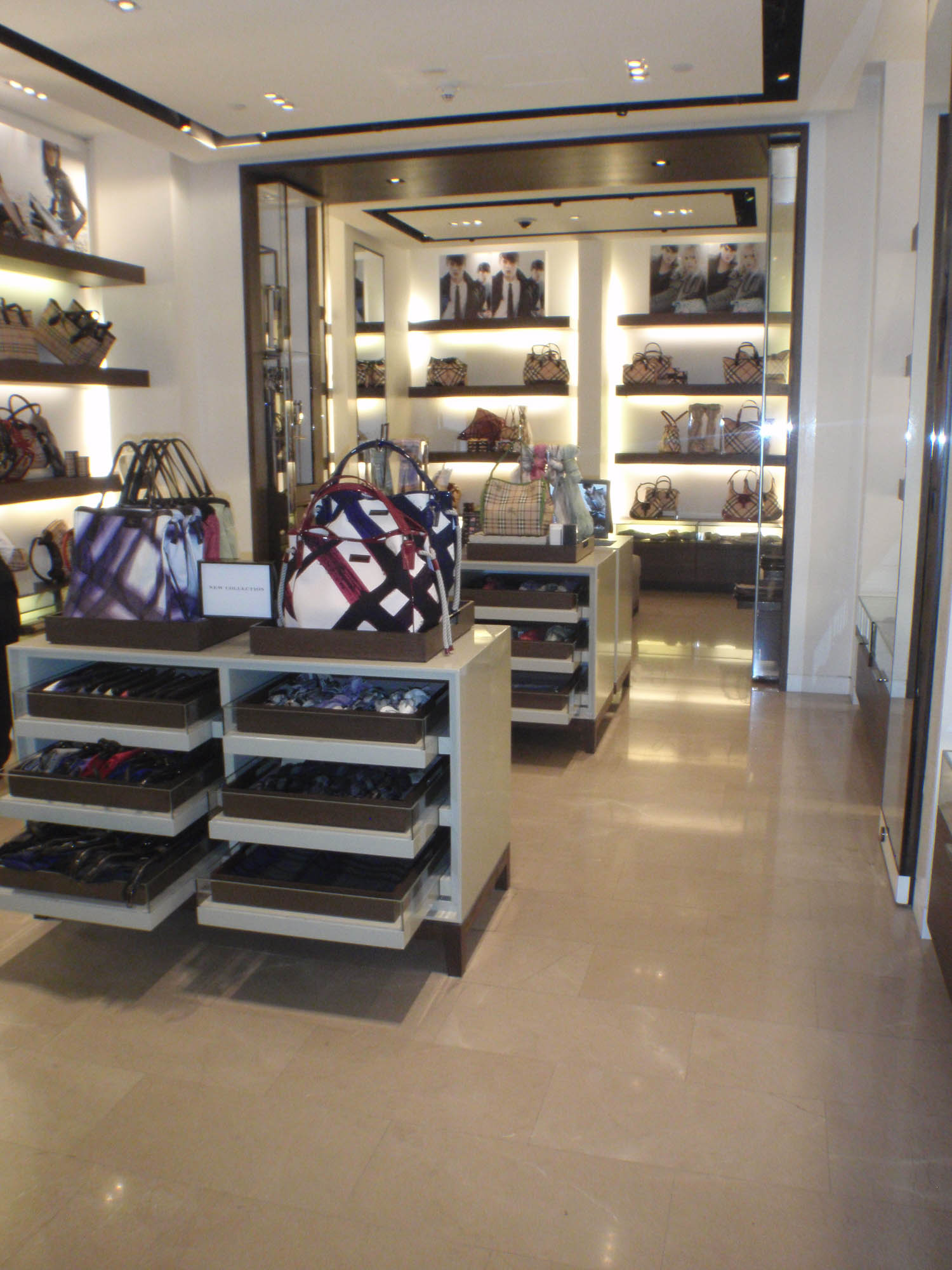 Burberry Boutique stores, all over the world | Marmyk Iliopoulos